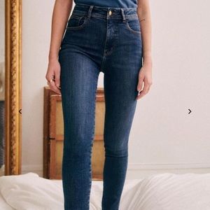 Sezane Slim Perfect 7/8 Jeans, Size 26